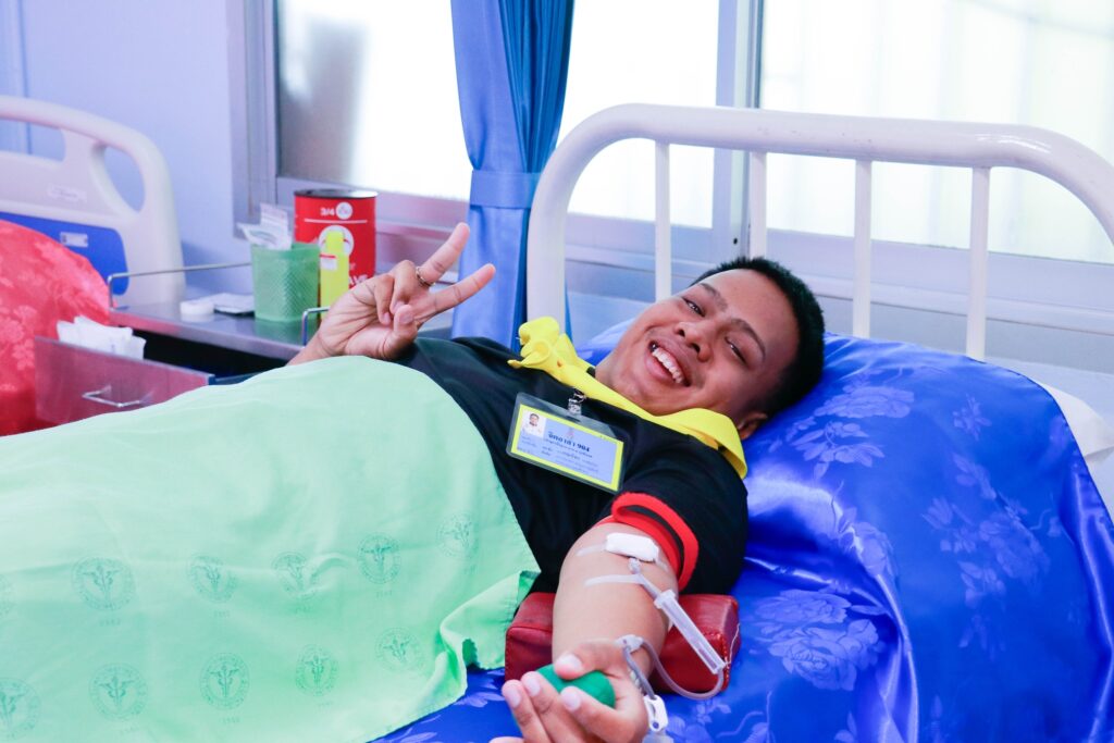 ศูนย์สุขภาพชุมชน มรส.เปิดรับบริจาคโลหิต ถวายเป็นพระราชกุศล เนื่องในโอกาสวันเฉลิมพระชนมพรรษา สมเด็จพระนางเจ้าฯ พระบรมราชินี